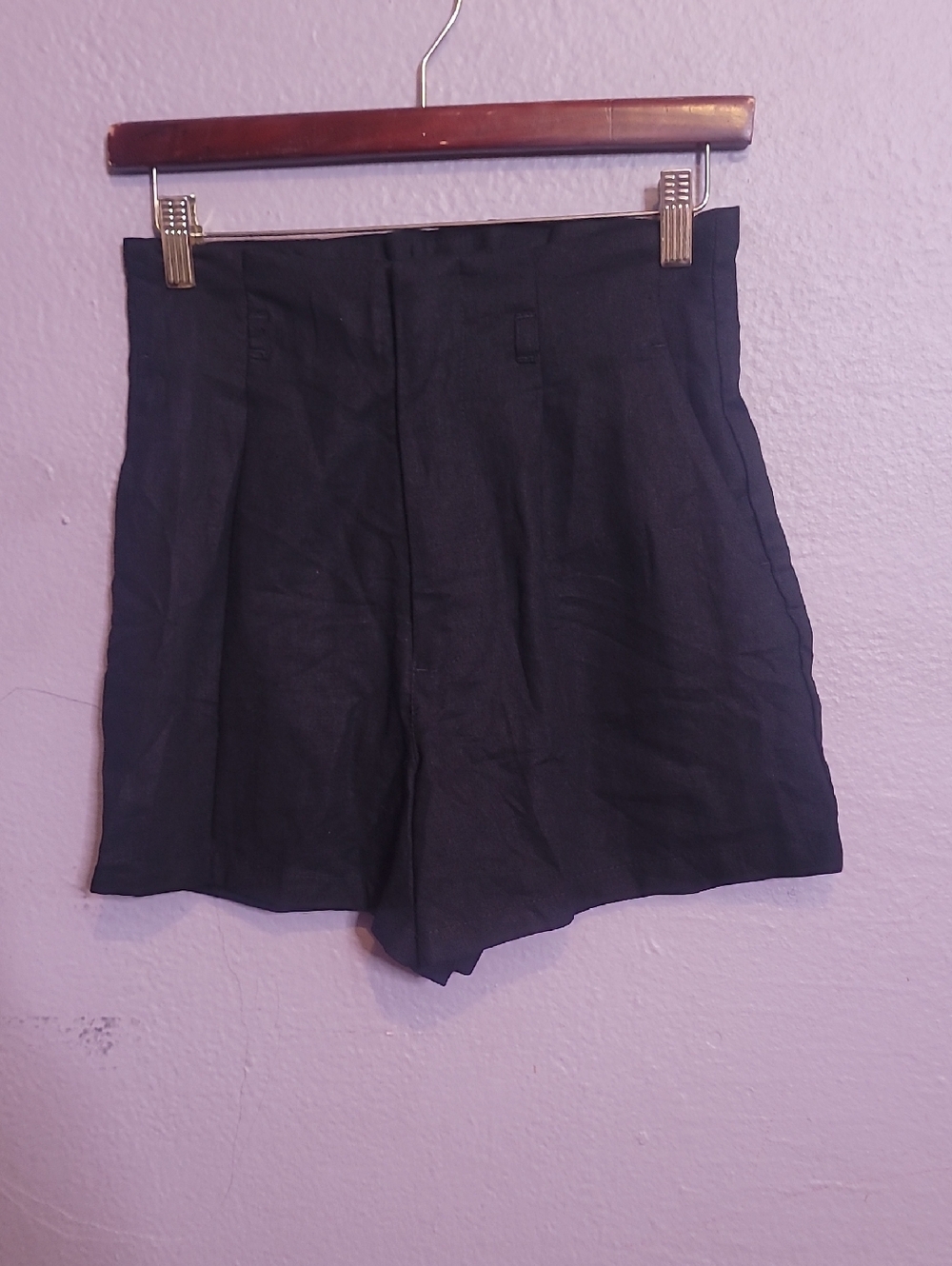 Love Tree High-Waist Black Tailored Shorts